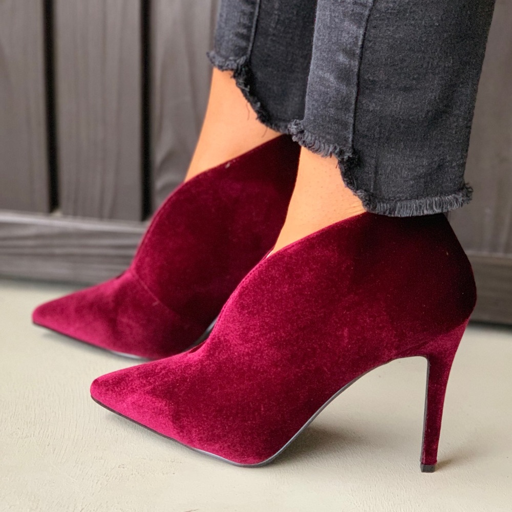 Velvet Wine V Split Front Pointy Toe Stiletto Boot - Picture 3 of 8